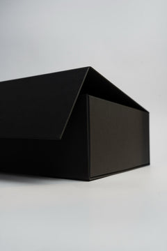 Black Magnet Collapsible Box