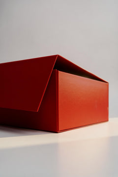 Red Magnet Collapsible Box