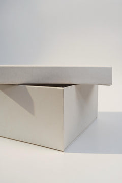 White Lid Collapsible Box
