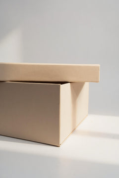 Off-White Lid Collapsible Box